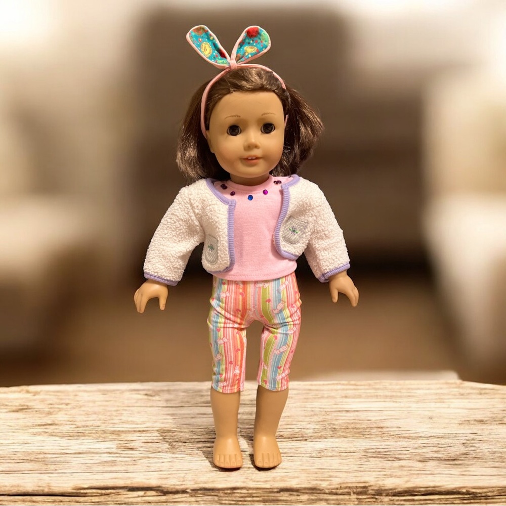 American Girl 18” Doll Brown Hair + Large Clothing Lot 20+‎ Pieces